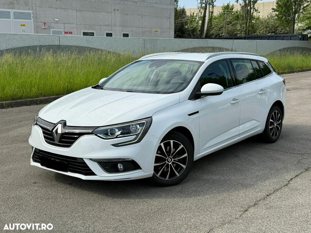 Renault Megane BLUE dCi EDC Intens - 1