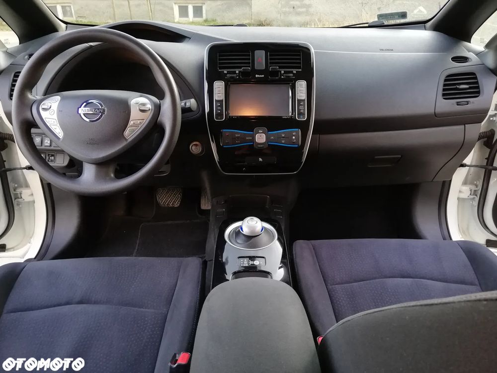 Nissan Leaf 24 kWh (mit Batterie) Tekna - 4