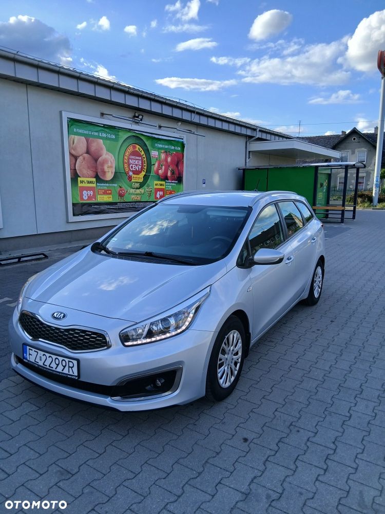 Kia Ceed - 1