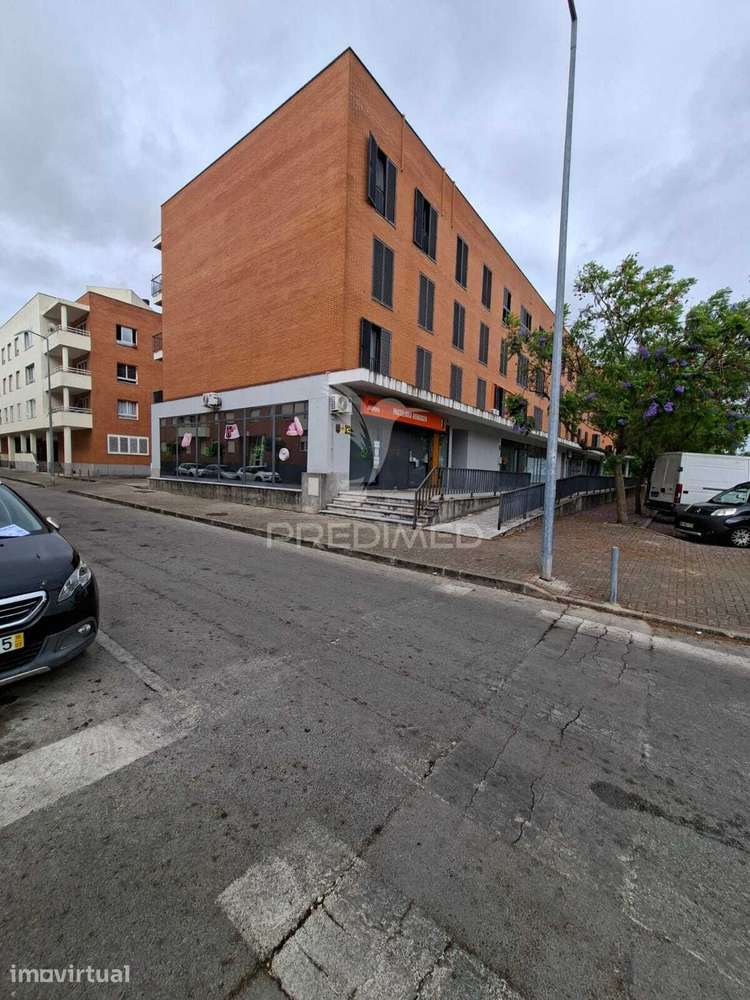 Trespasse em Alhos Vedros - Grande imagem: 2/25