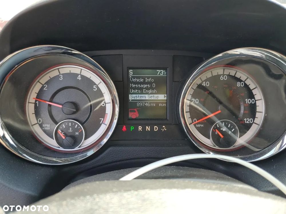 Dodge Grand Caravan 3.6 R/T - 9