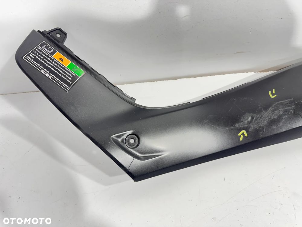Listwa boczek L    Yamaha XMAX 125 X-Max 17-21r - 2