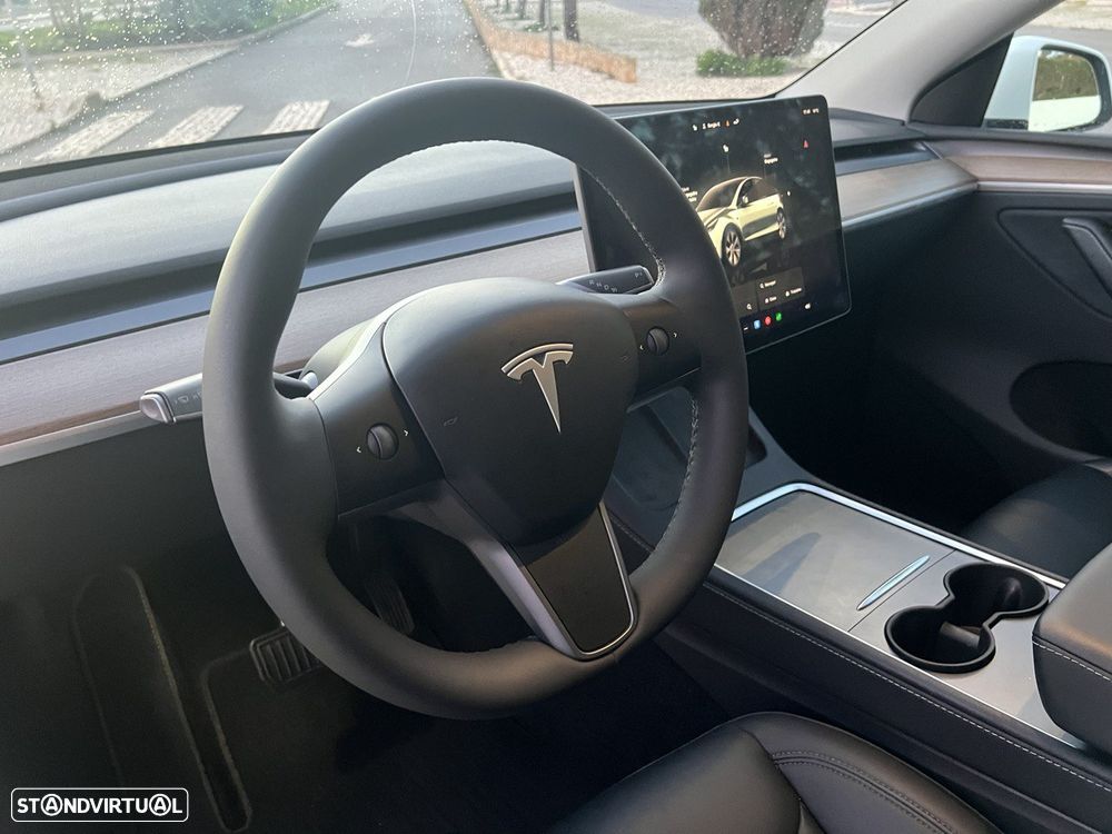 Tesla Model Y Tração Traseira - 9