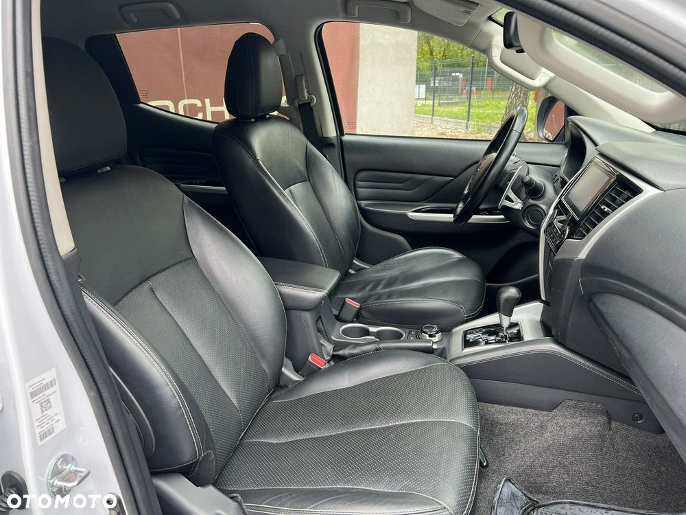 Mitsubishi L200 2.2 d DC Instyle Plus - 16