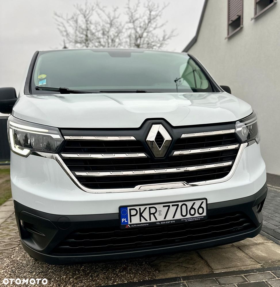 Renault Trafic 2.0 dCi Escapade - 27