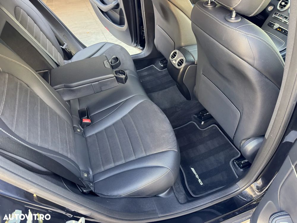 Mercedes-Benz GLC Coupe 300 e 4Matic 9G-TRONIC AMG Line Plus - 17