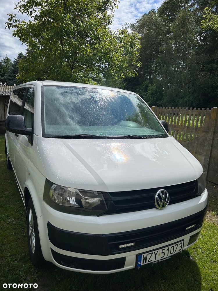 Volkswagen Caravelle - 4