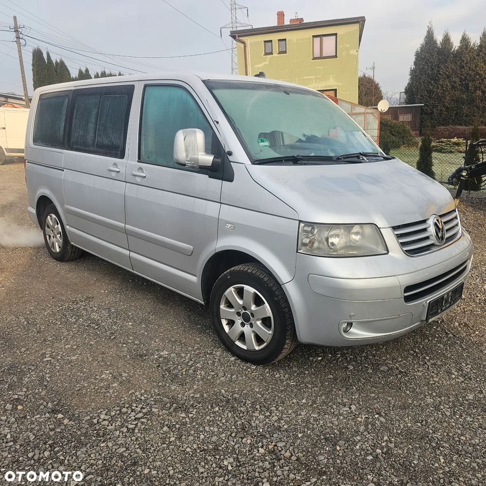 Volkswagen Multivan - 8