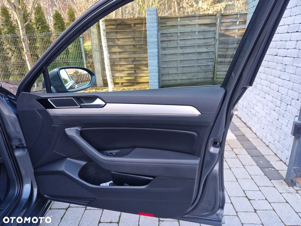 Volkswagen Passat 2.0 TDI BMT Highline DSG - 30