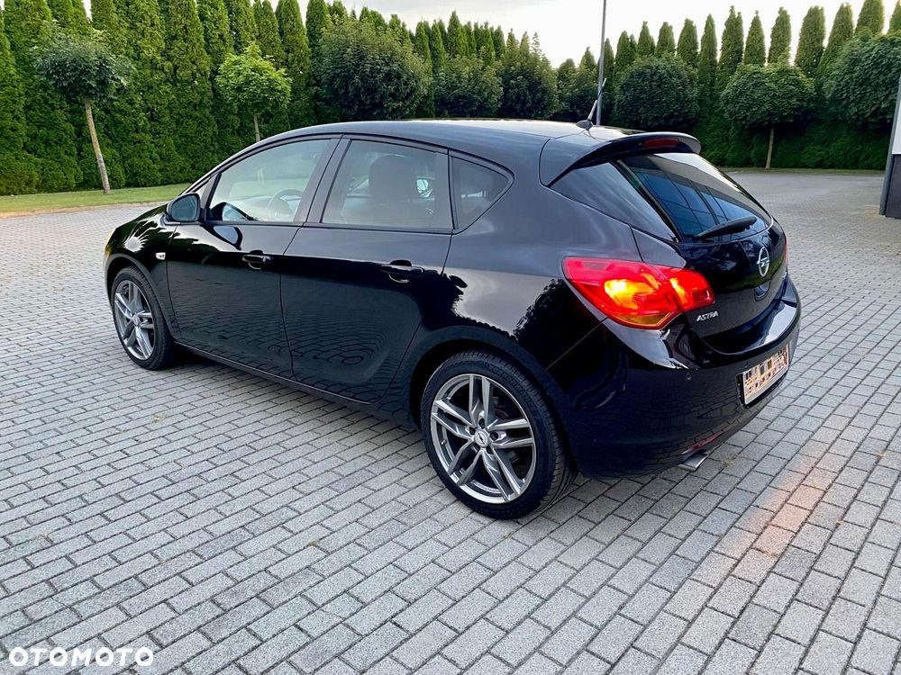 Opel Astra 1.4 Turbo Edition - 3