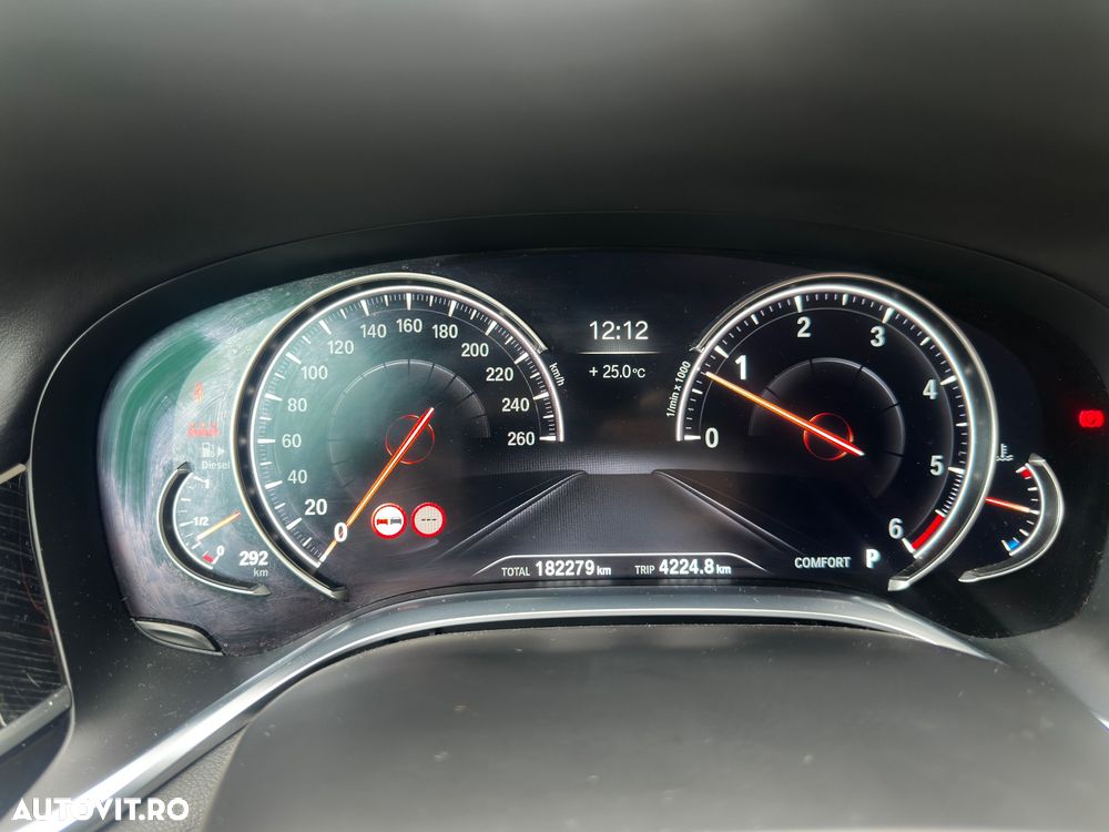 BMW Seria 7 730d xDrive - 11