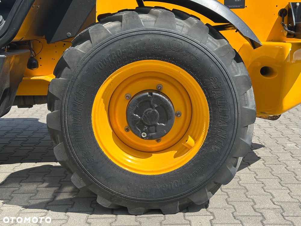 JCB 540-140 Hi Viz - 18