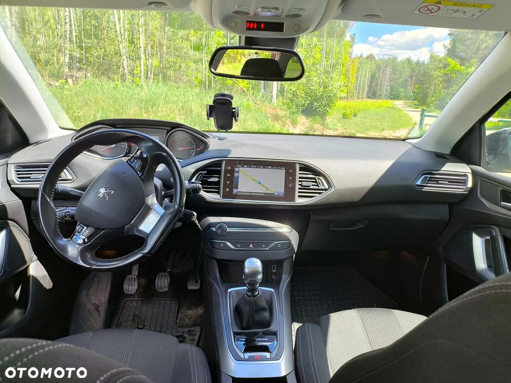 Peugeot 308 e-HDi 115 Stop & Start Active - 11