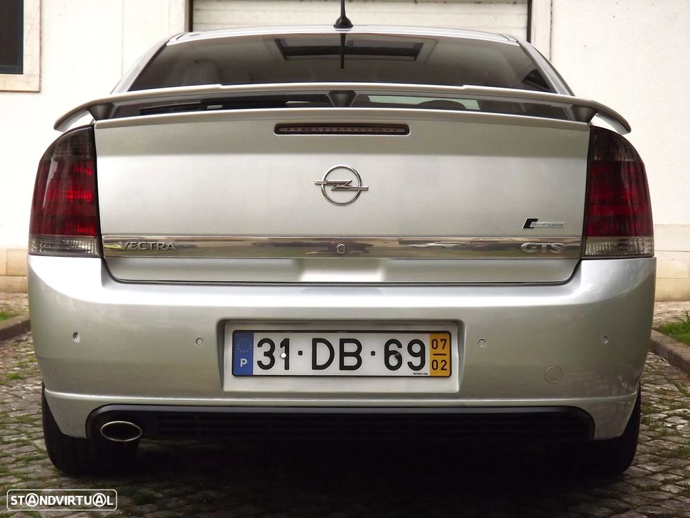 Opel Vectra GTS 1.9 CDTi - 22