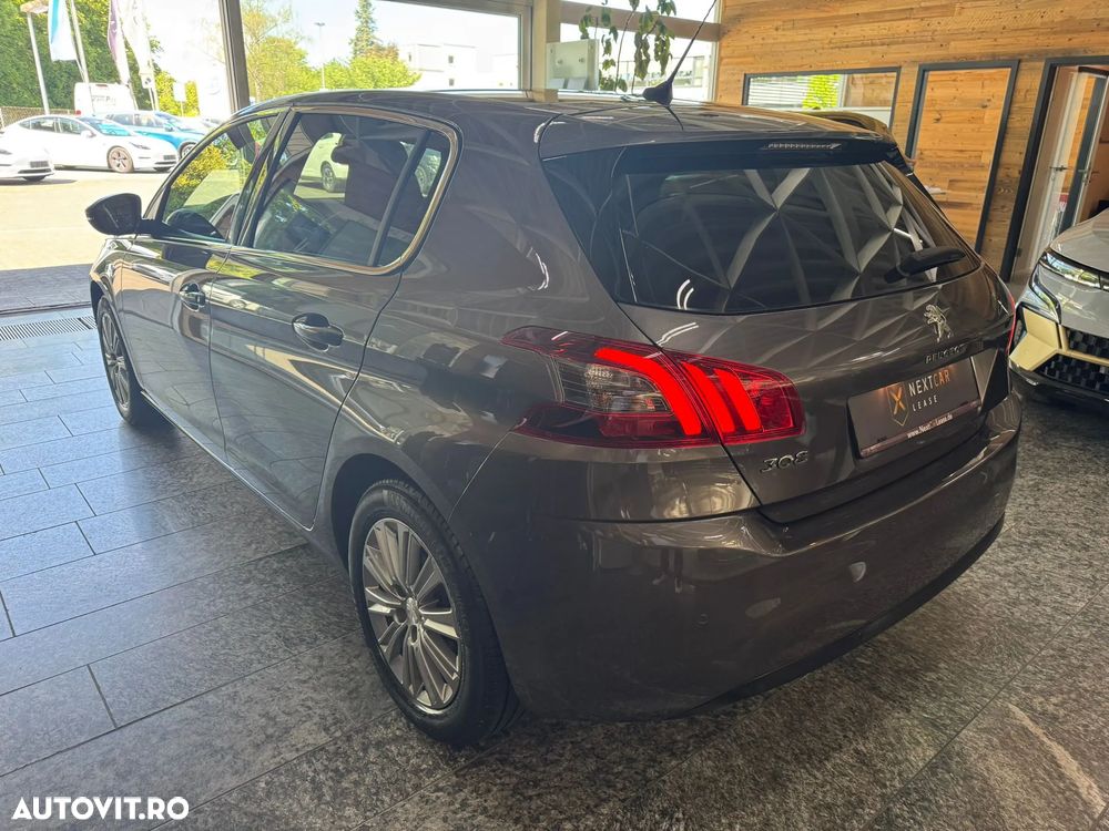 Peugeot 308 BlueHDi 130 EAT8 Allure - 7
