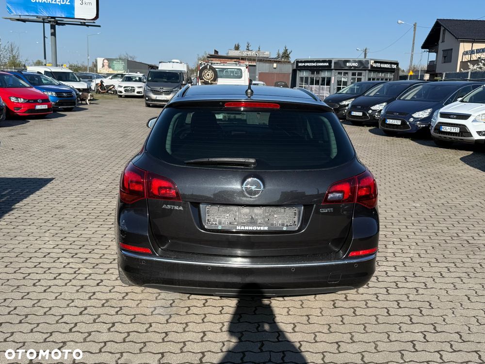 Opel Astra - 4
