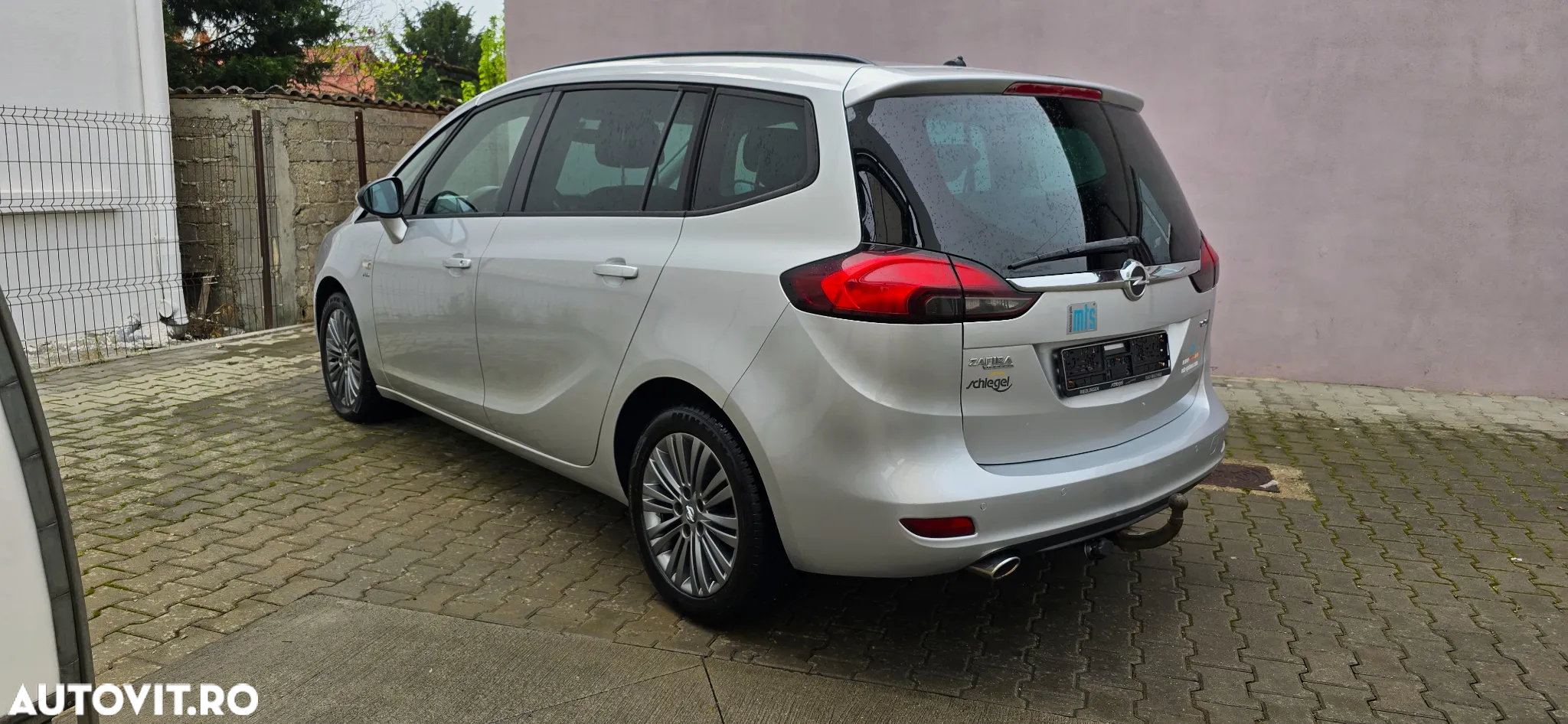 Opel Zafira Tourer 2.0 CDTI Automatik Active - 4