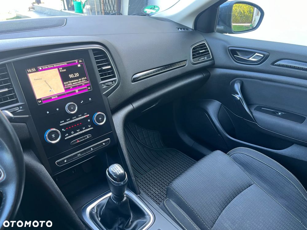 Renault Megane 1.2 Energy TCe Limited - 11