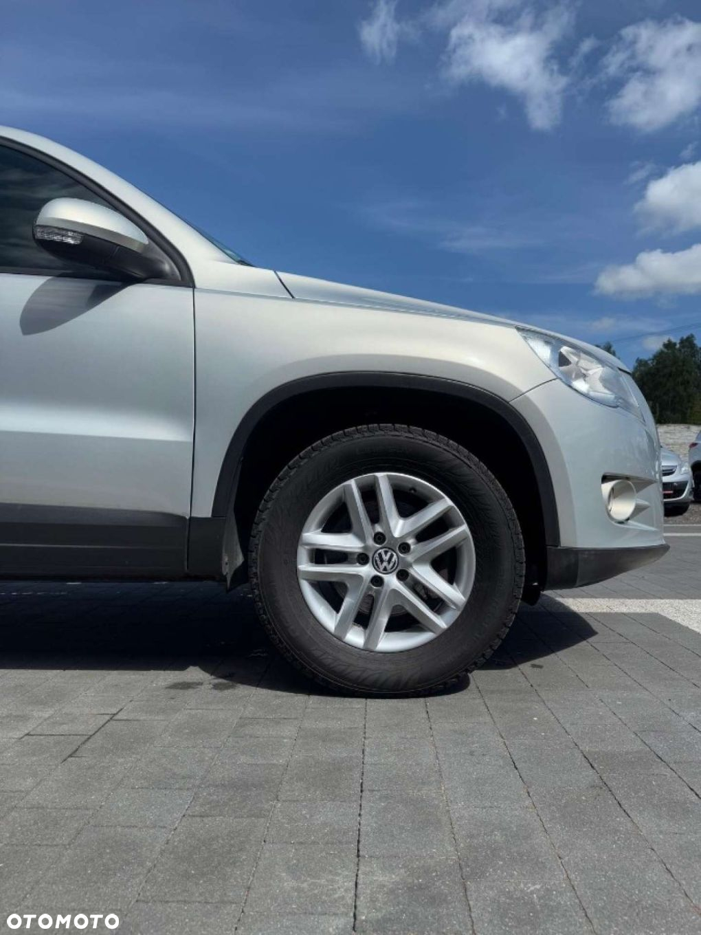 Volkswagen Tiguan - 11