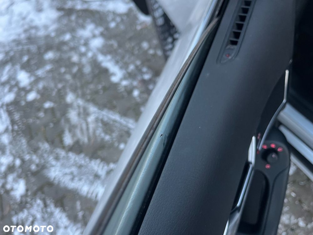 Audi A6 Avant 3.2 FSI Quattro Tiptronic - 31