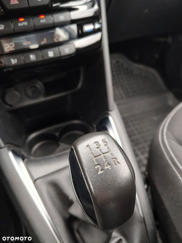 Peugeot 208 1.2 PureTech Active - 16