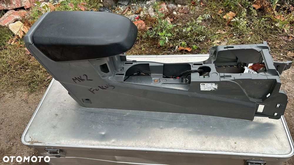 tunel środkowy podłokietnik EU FORD FOCUS MK2 08-11 - 1