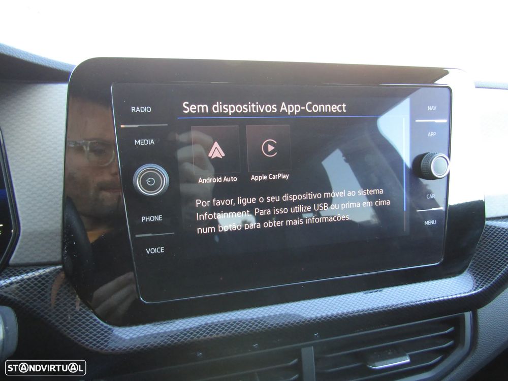 VW T-Cross 1.0 TSI Urban DSG - 17