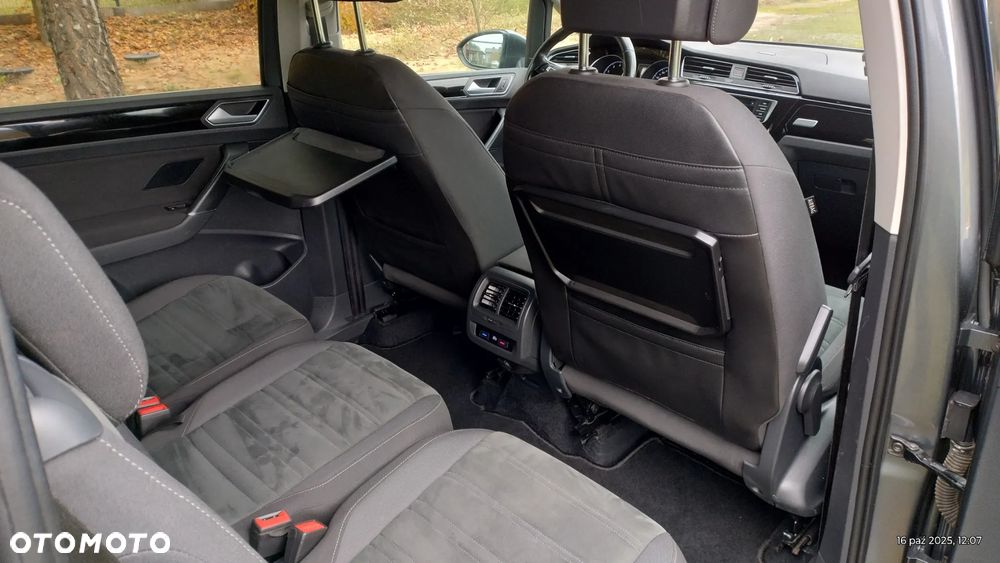 Volkswagen Touran 1.4 TSI (BlueMotion Technology) Highline - 25