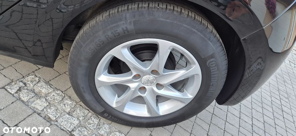Peugeot 208 1.2 VTi Style - 10