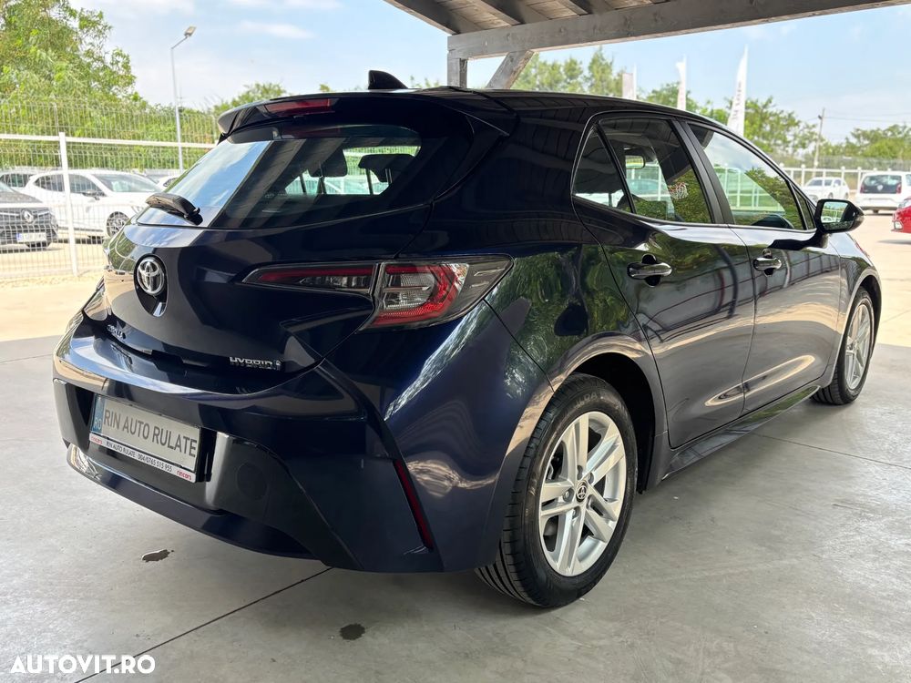 Toyota Corolla 1.8 HSD Business - 8