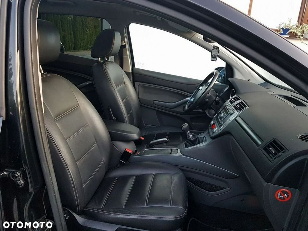 Ford Kuga 2.0 TDCi Titanium - 11