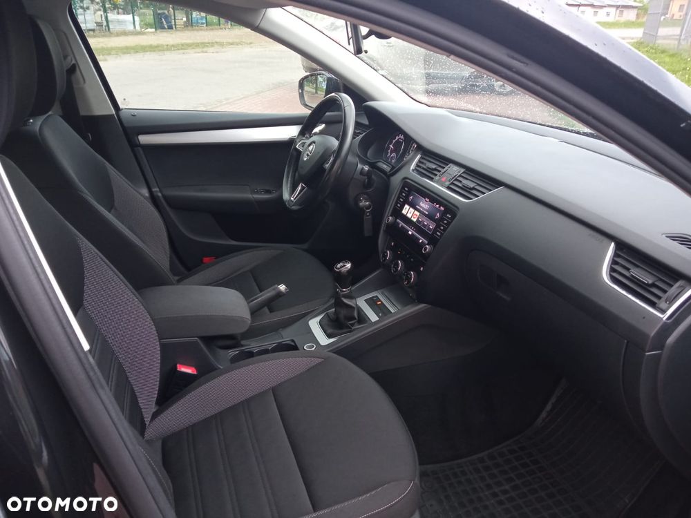 Skoda Octavia 2.0 TDI Ambition - 11