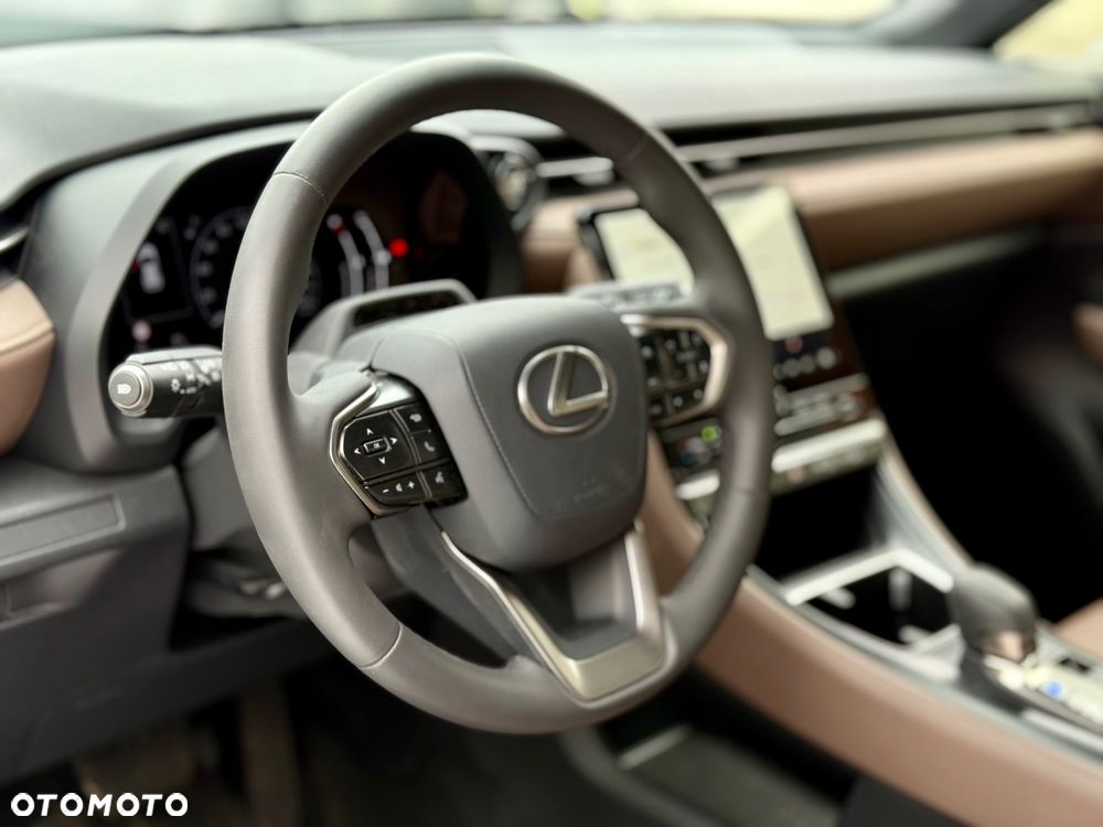 Lexus LBX FWD Emotion - 18