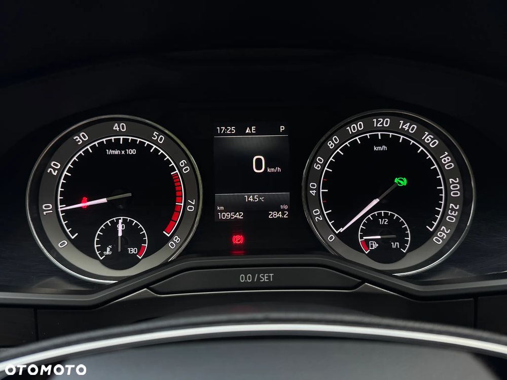 Skoda Superb 1.5 TSI Style DSG - 21