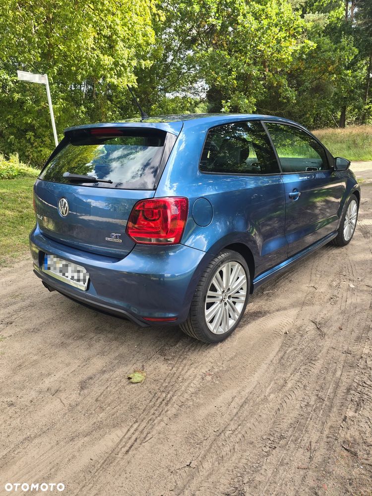 Volkswagen Polo - 4