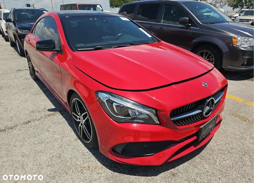 Mercedes-Benz CLA 250 4-Matic AMG Line - 3