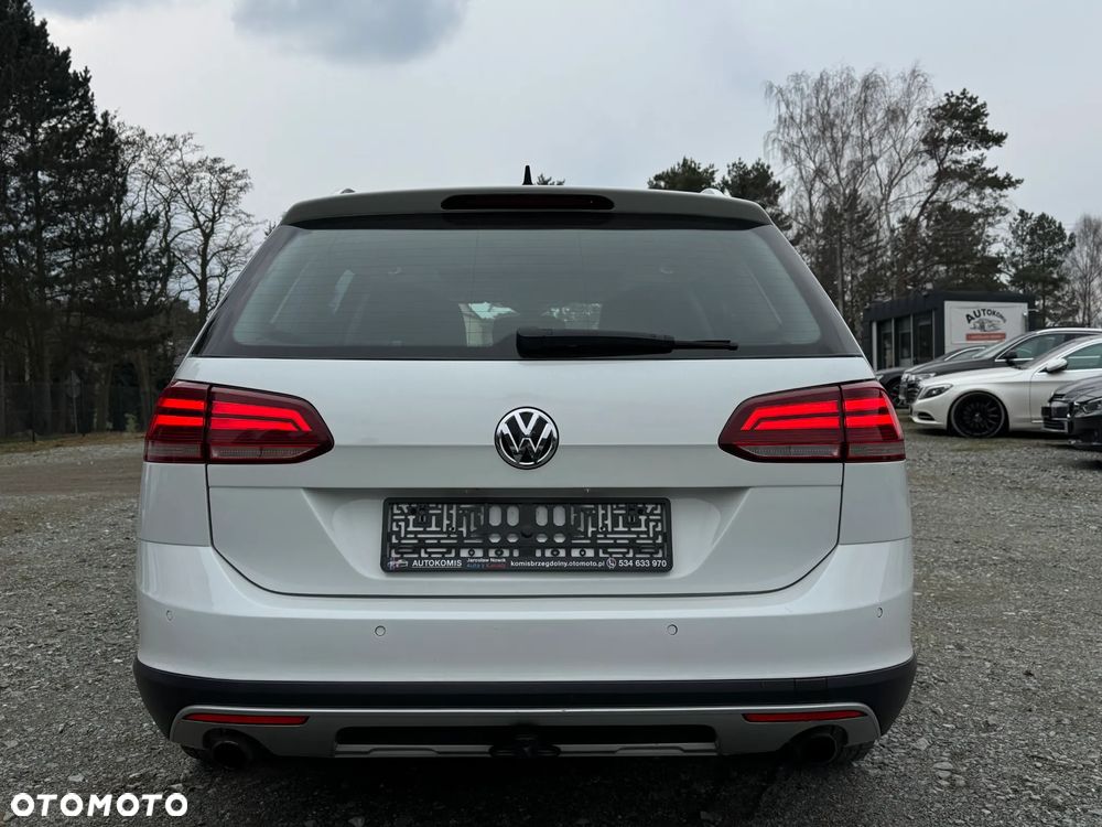 Volkswagen Golf - 12