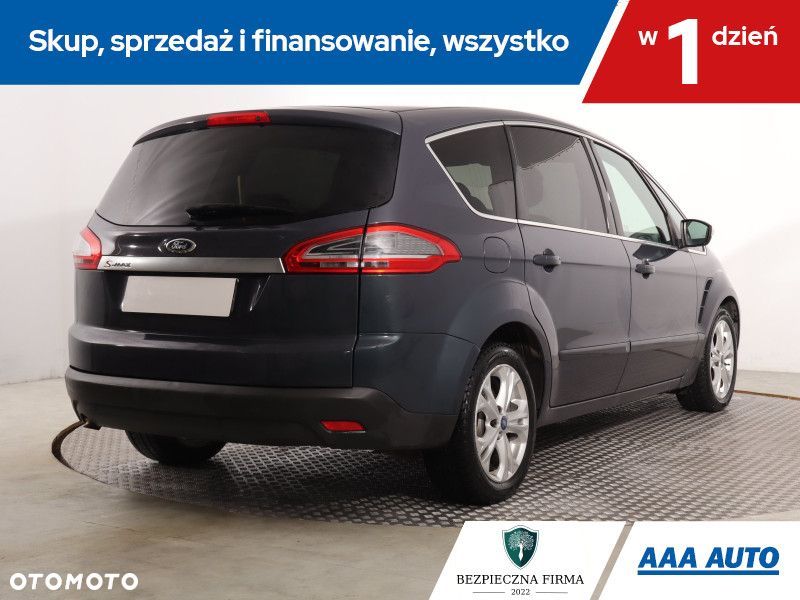 Ford S-Max - 7