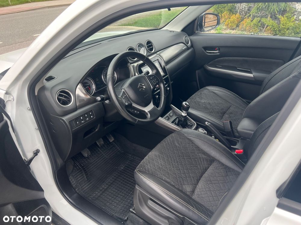 Suzuki Vitara 1.4 Boosterjet Hybrid Allgrip Comfort - 10