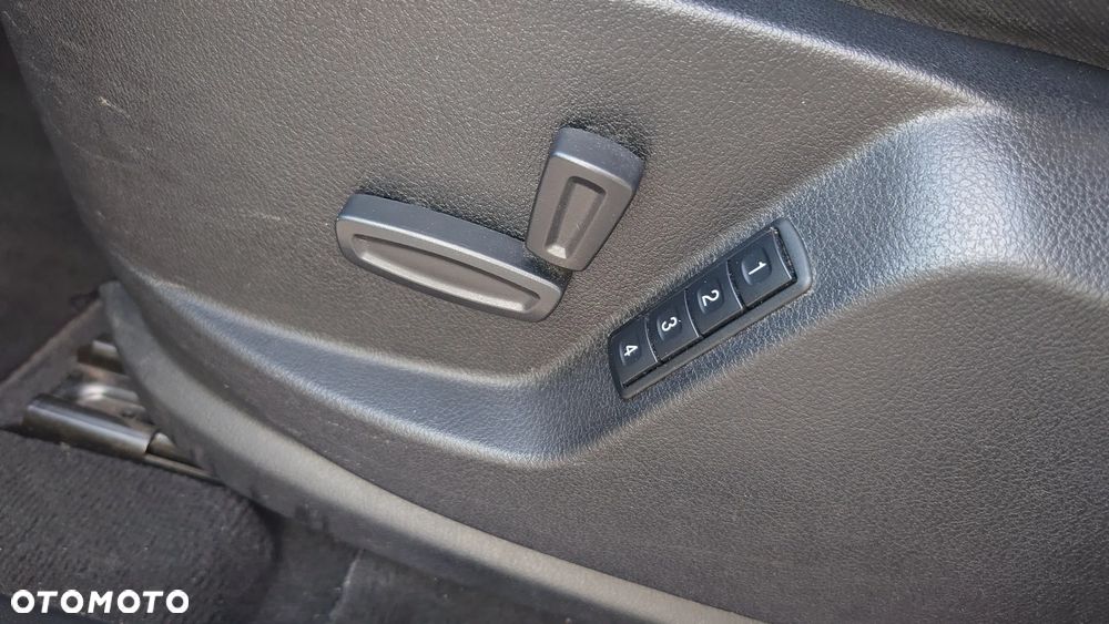 Ford S-Max - 13