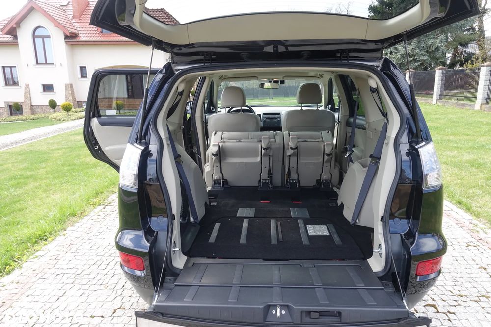 Mitsubishi Outlander 2.0 DID Intense + - 35