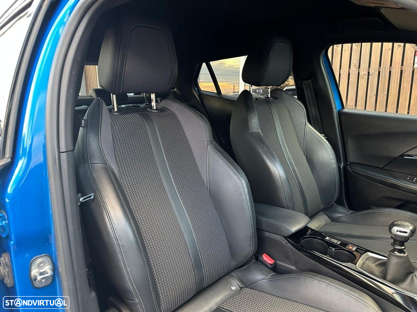 Peugeot 2008 1.5 BlueHDi GT Line - 39