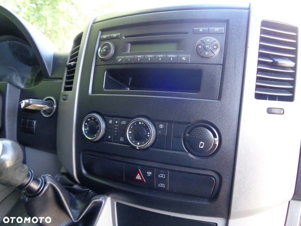Volkswagen Crafter - 17