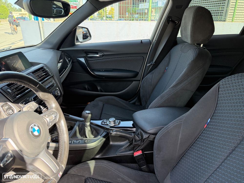 BMW 118 d Pack M - 23