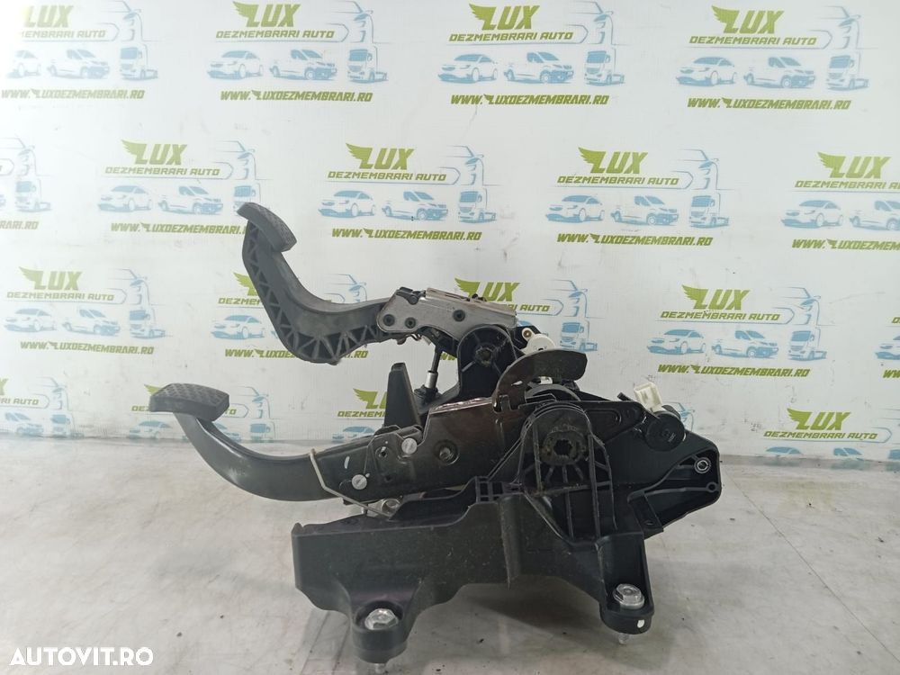 Pedala ambreiaj frana 95154446 Chevrolet Aveo T300 [2011 - 2020] 1.3 - 2