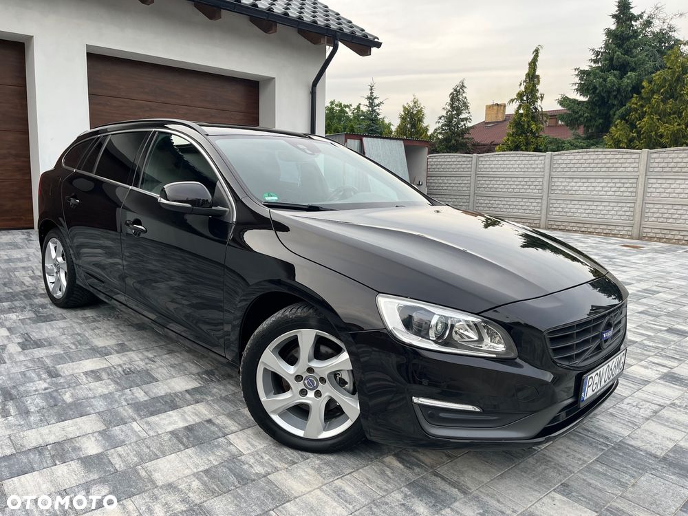 Volvo V60 D4 Geartronic Momentum - 5