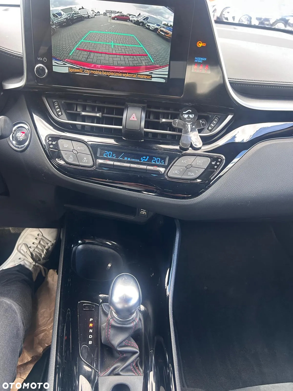 Toyota C-HR 1.8 Hybrid GPF GR Sport - 27
