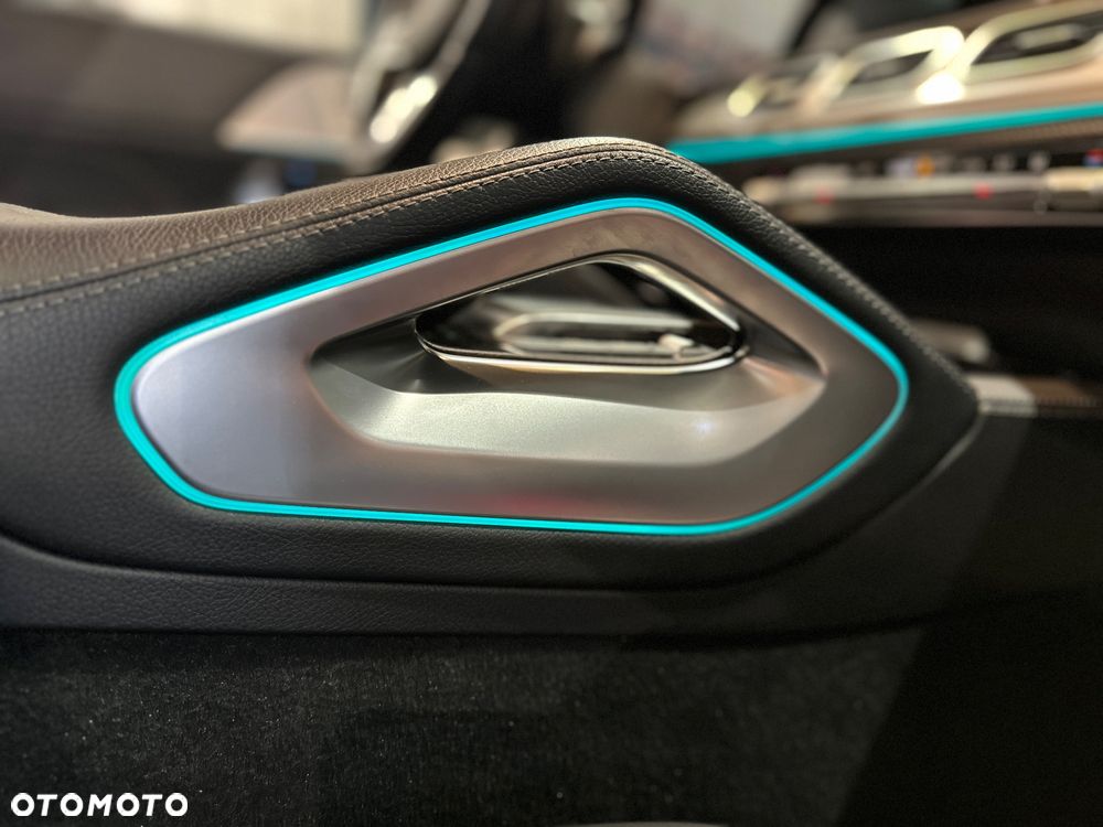 Mercedes-Benz GLE - 22