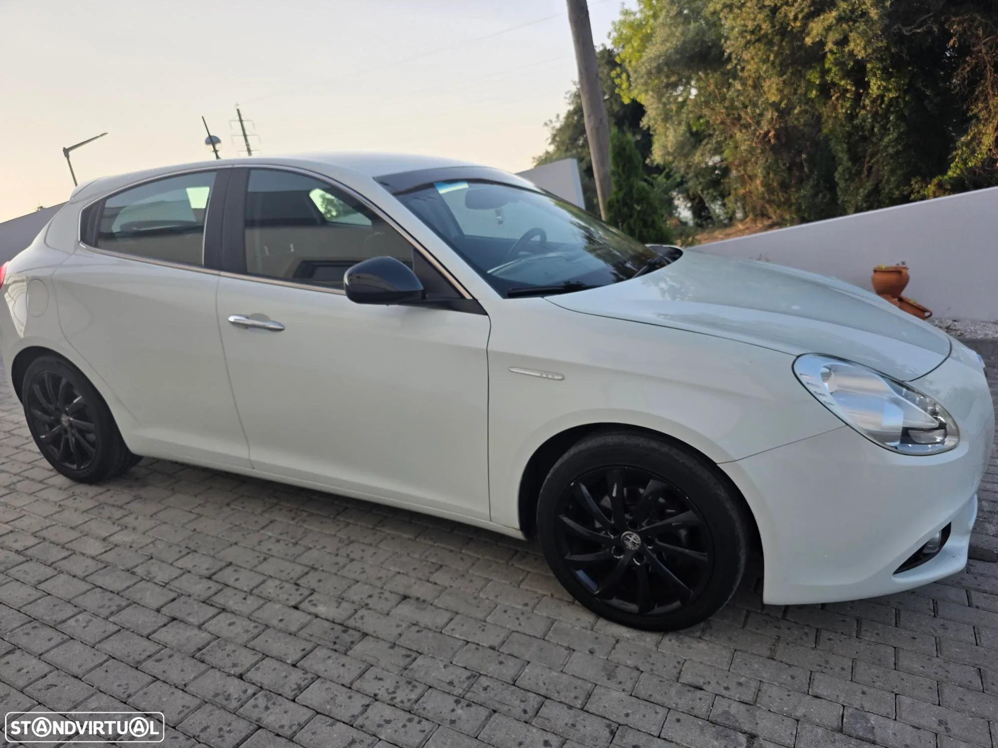 Alfa Romeo Giulietta 1.6 JTDm Distinctive - 3