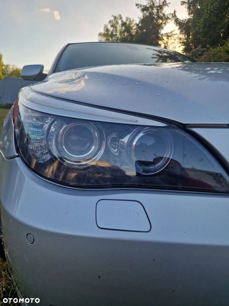 BMW Seria 5 530d Touring - 23